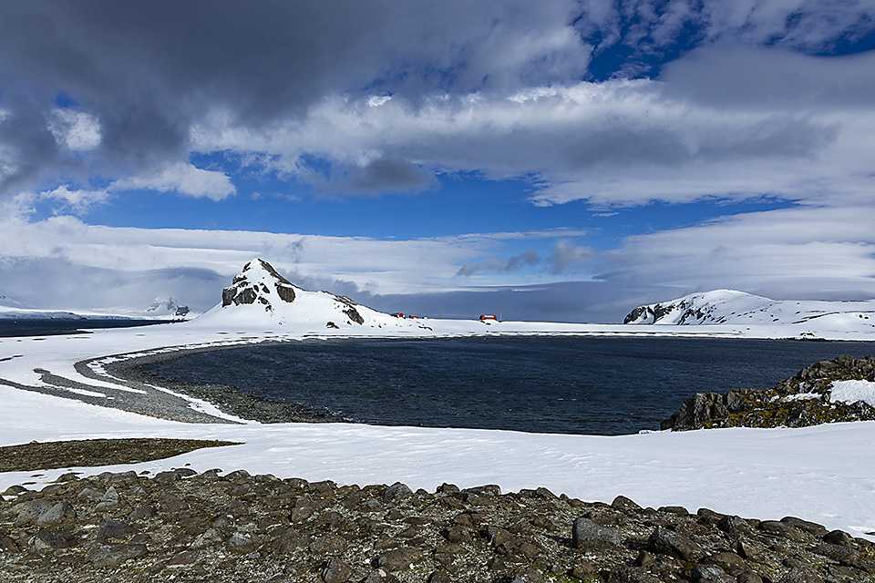 Half Moon Bay, Half Moon Island, South Shetland Islands, Antarctica