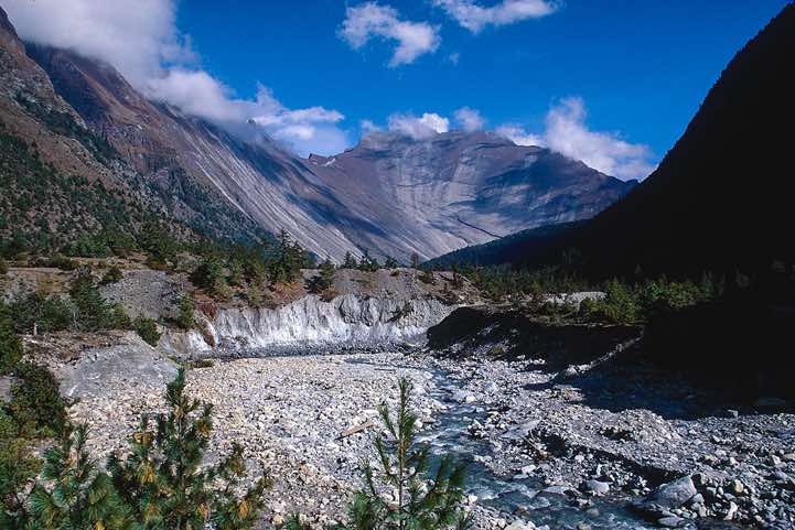 Paungda Danda, a cliff of granite, looks like a gigantic wave, Manang Valley