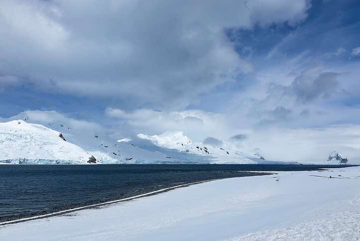 Half Moon Bay, Half Moon Island, South Shetland Islands