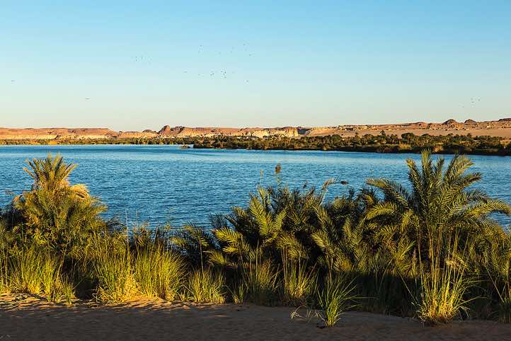 Lake Teli, Ounianga Serir series of lakes, Ennedi region, Sahara desert, northern Chad