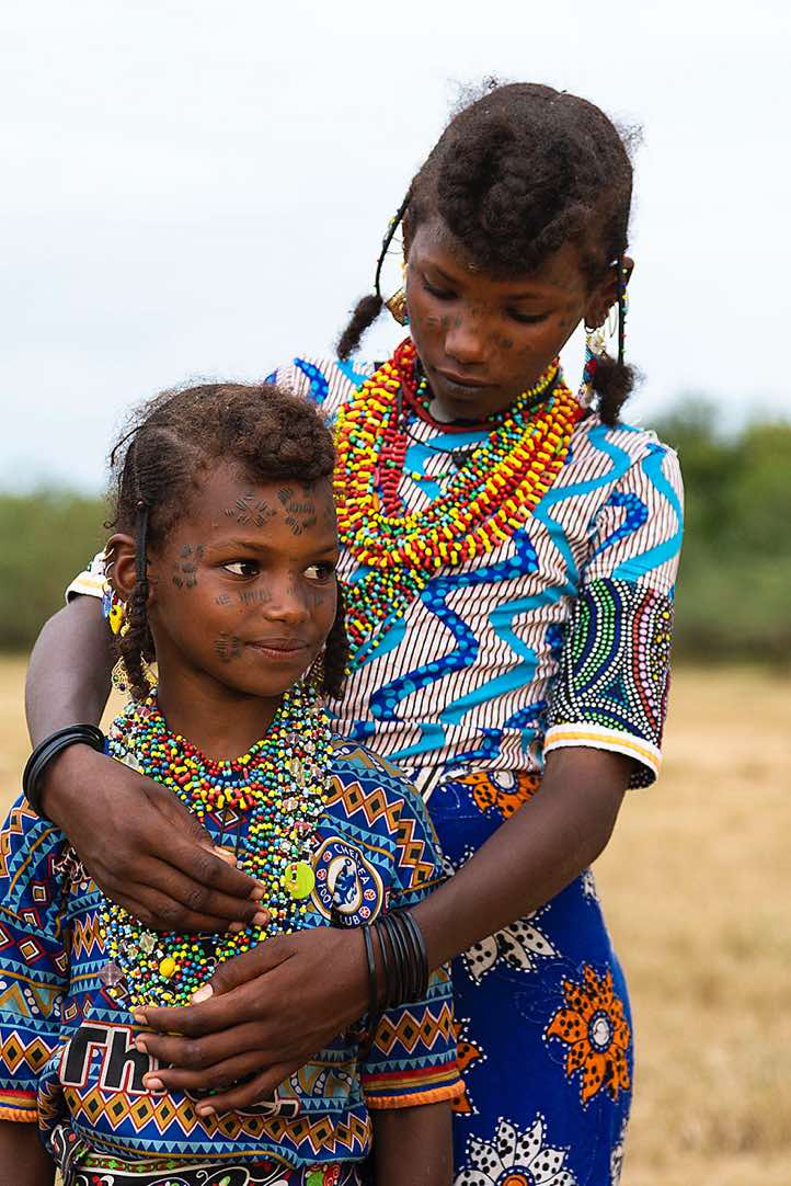Young Wodaabe (Bororo) woman and girl at the Gerewol festival
