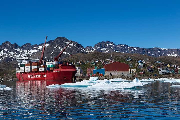 Tasiilaq harbour, Ammassalik Island