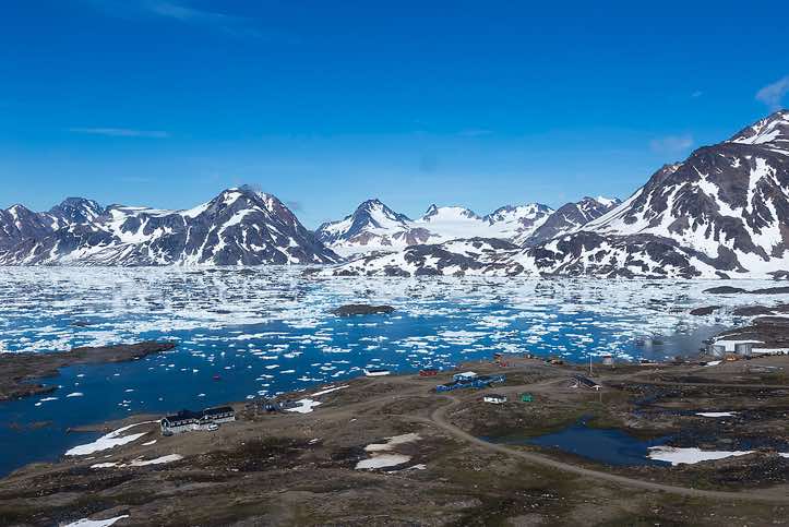 Helicopter flight from Kulusuk Island to Tasiilaq