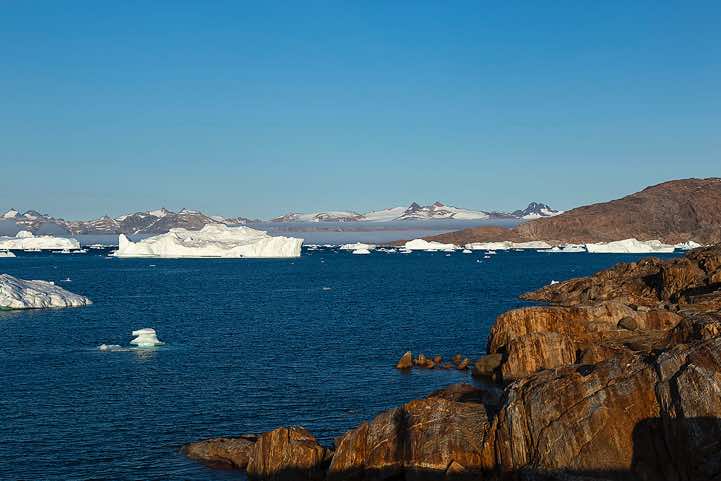 Floating icebergs, Johan Petersen Fjord