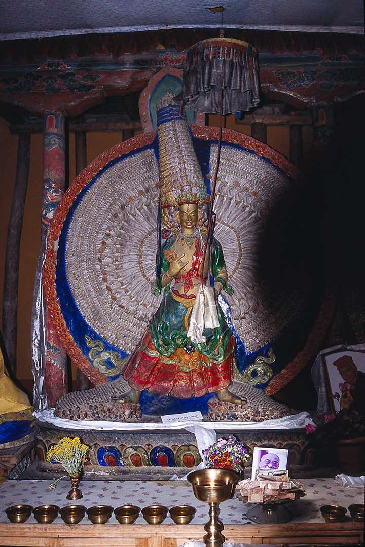 Statue, Leh palace, Ladakh