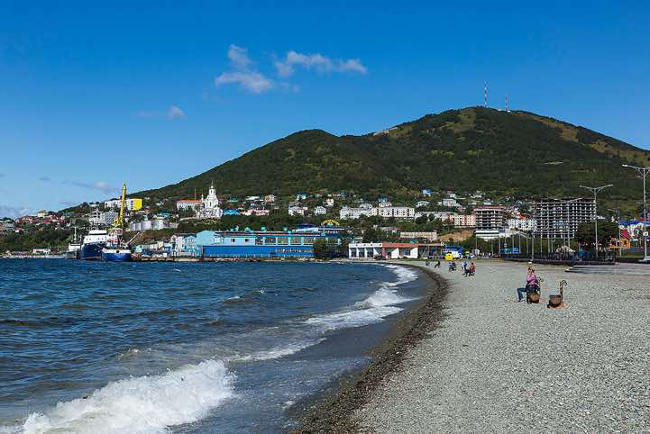 Petropavlovsk, Avacha Bay