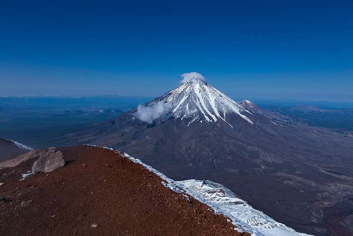 Koryaksky volcano, 3456m, seen from the top of Avachinsky volcano, 2741m