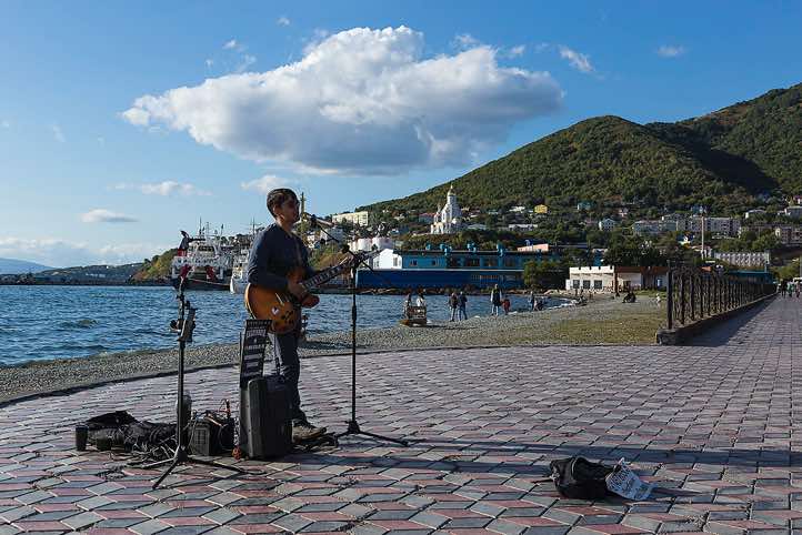 Pebble Beach promenade, Avacha Bay, Petropavlovsk-Kamchatsky