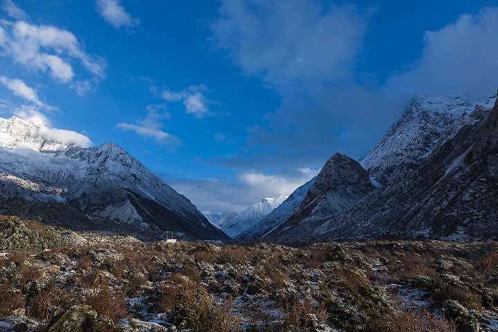 View up the Buri Gandaki Valley from Sama (Samagaon)