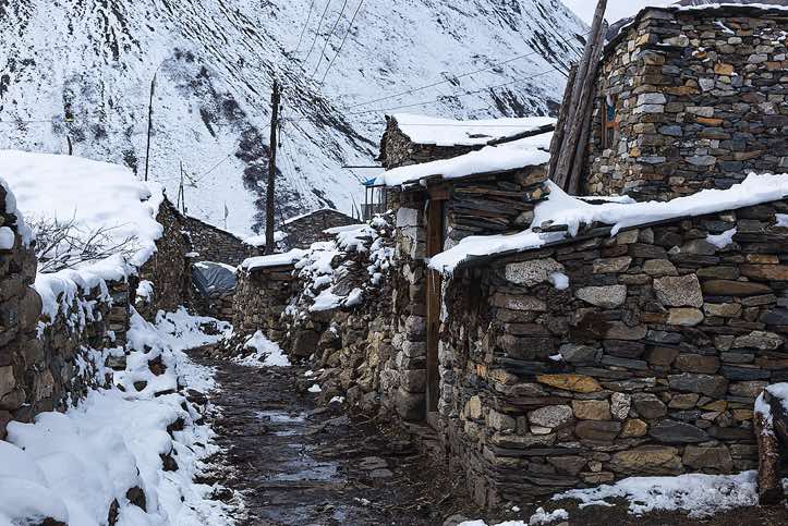 Stone houses in Samdo village