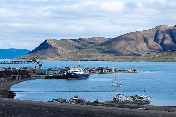 Expedition vessel Plancius, Longyearbyen harbour, Adventfjorden