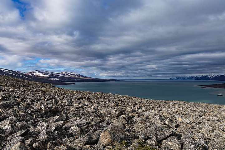 Panoramiv view from the slopes of Smørstabben mountain, Bockfjorden