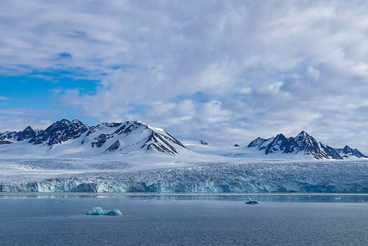 Lilliehöök Glacier, Krossfjorden
