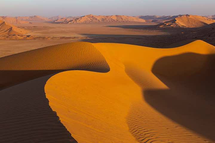 Dune crest, desert landscape, Rub al Khali, Empty Quarter, Dhofar region