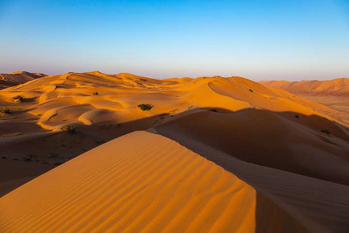 Dune crest, desert landscape, Rub al Khali, Empty Quarter, Dhofar region