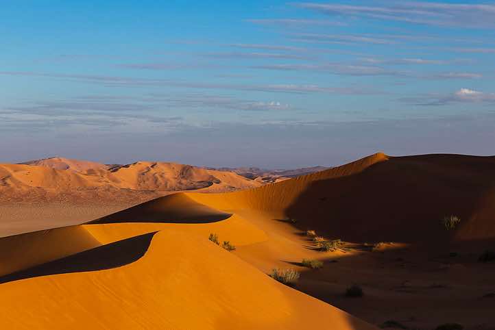 Dune crest, desert landscape, Rub al Khali, Empty Quarter, Dhofar region
