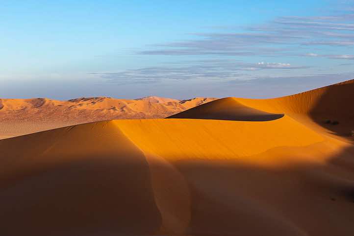 Dune crest, desert landscape, Rub al Khali, Empty Quarter, Dhofar region