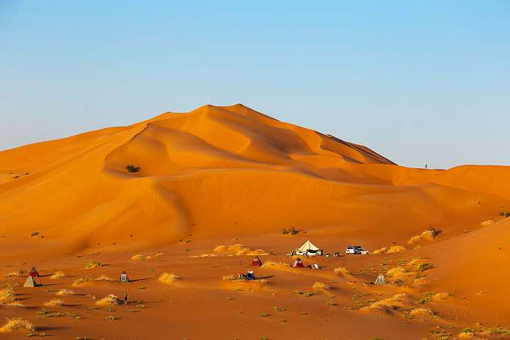 Campsite in the dunes, desert landscape, Rub al Khali, Empty Quarter, Dhofar region