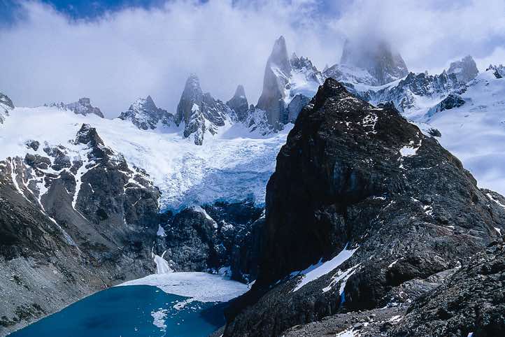 Laguna Sucia and the Río Blanco Glacier icefall, Los Glaciares National Park, Argentina
