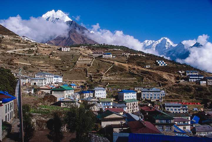 Mountain scenery above Namche, 3450m