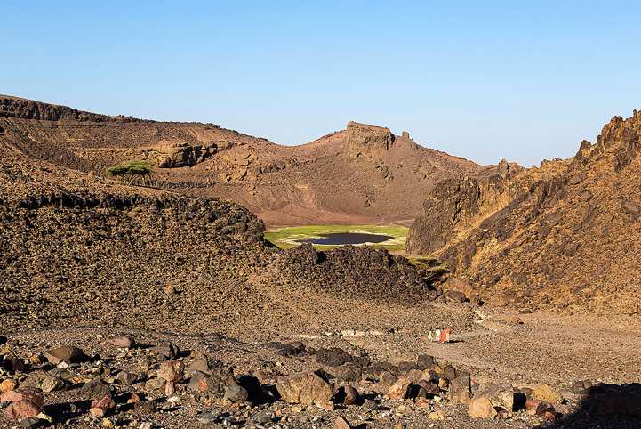 Atrun crater where Bisharin nomads come to collect salt, Bayuda Desert, Atrun, Northern Sudan