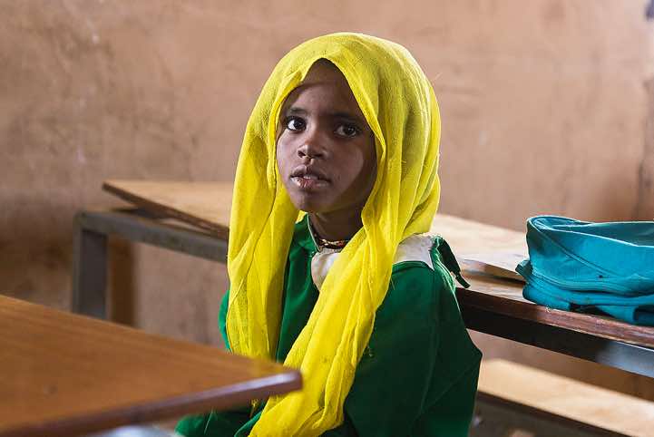 Bisharin nomad girl at school, Bayuda Desert, Northern Sudan