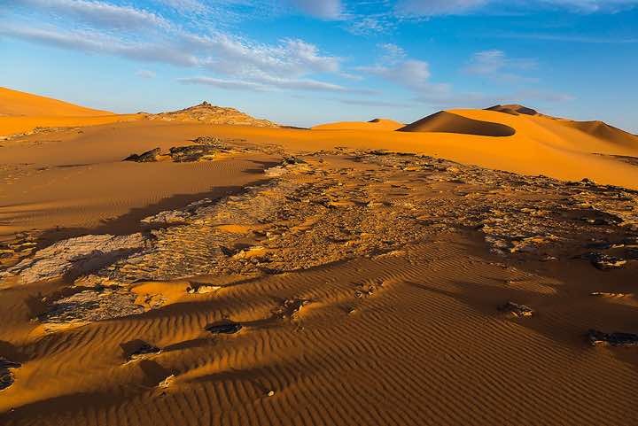 Sand dunes, southern Oued In Tehak, Tadrart region, Tassili n ́Ajjer National Park, Sahara, North Africa