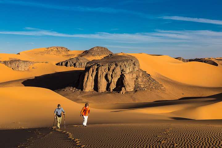 Sand dunes and rocks of Moul Naga, Tadrart region, Tassili n' Ajjer National Park, Sahara, North Africa