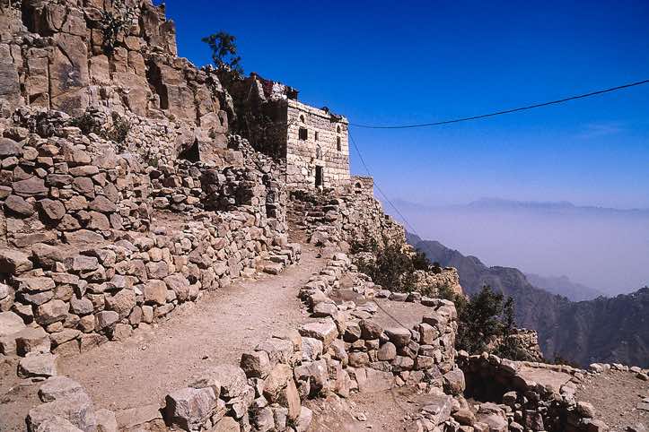 Jebel Al Izan, Bura mountains